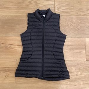 This is the pack it down vest from Lululemon.
